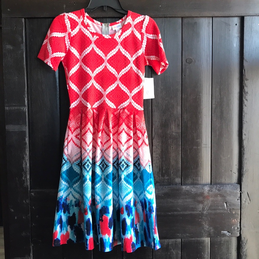 LuLaRoe Amelia